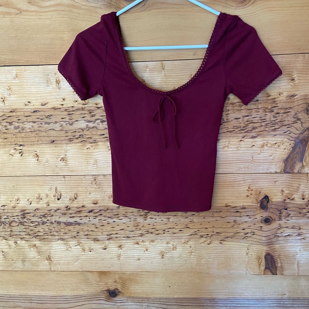 Burgundy crop top with bow brand new adorable cute